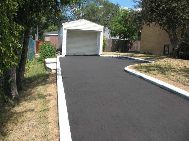Outdoor car storage on a private driveway, Keele and Sheppard (4)