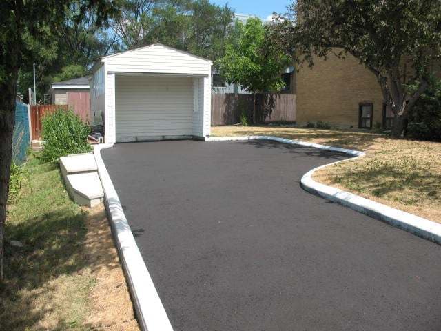 Outdoor car storage on a private driveway, Keele and Sheppard (7)