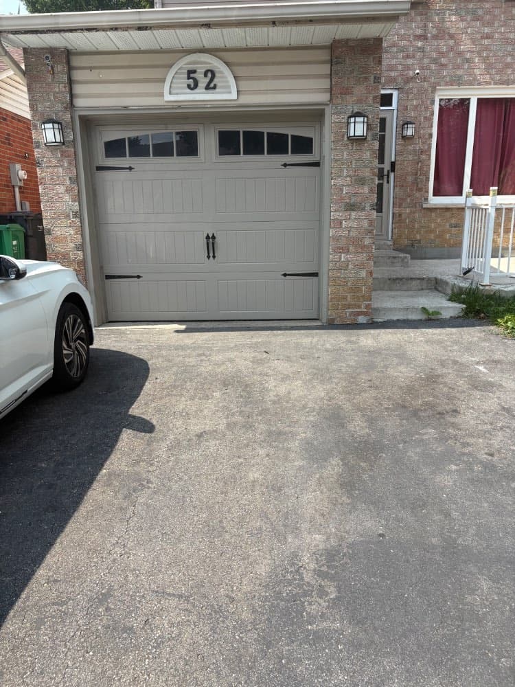 176 sq ft lock-up garage in Brampton