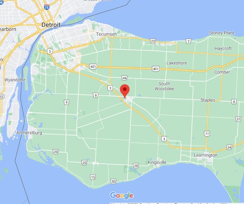 Secure fenced yard for truck and trailer parking near Windsor