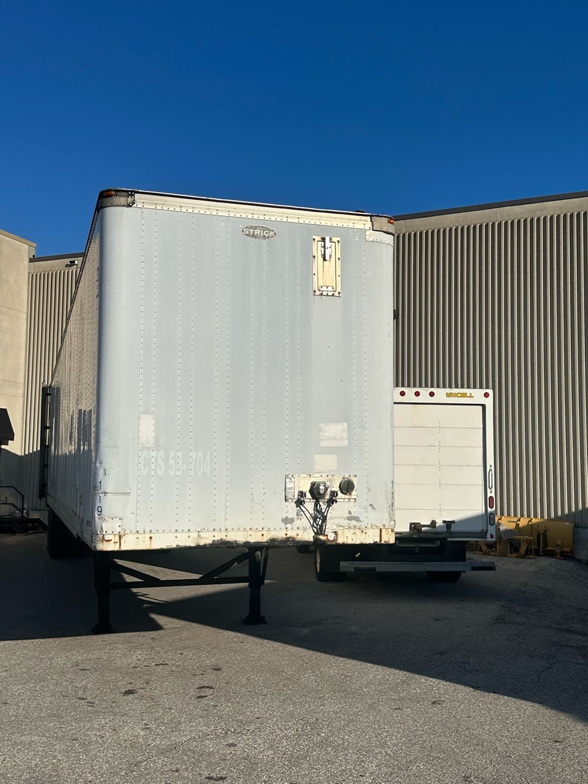 48ft and 53ft storage trailers available for rent