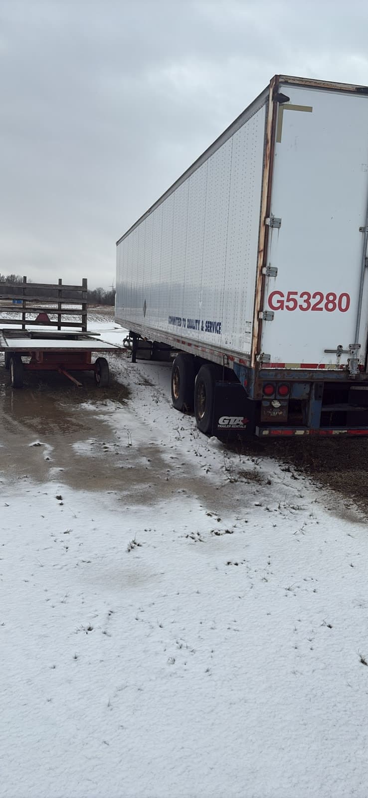 53-foot enclosed storage trailer for rent