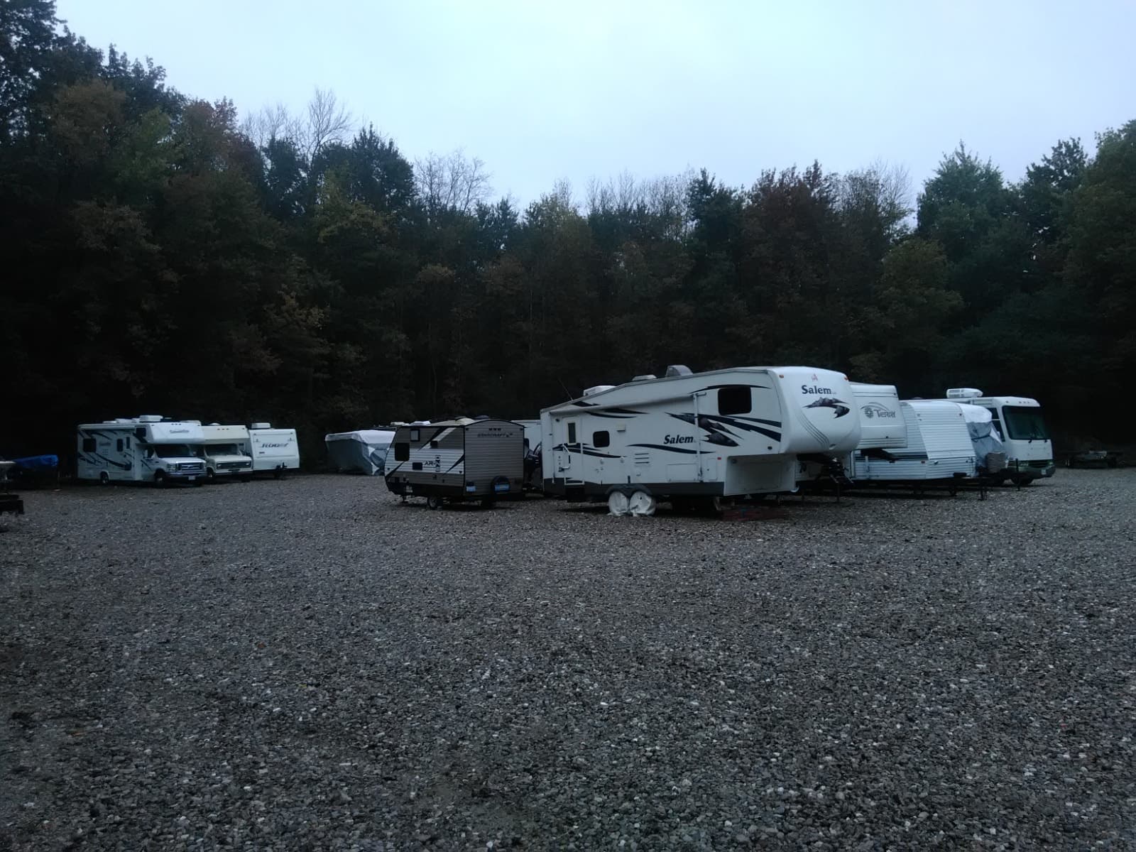 Outdoor storage lot for trailers, boats, RVs & cars