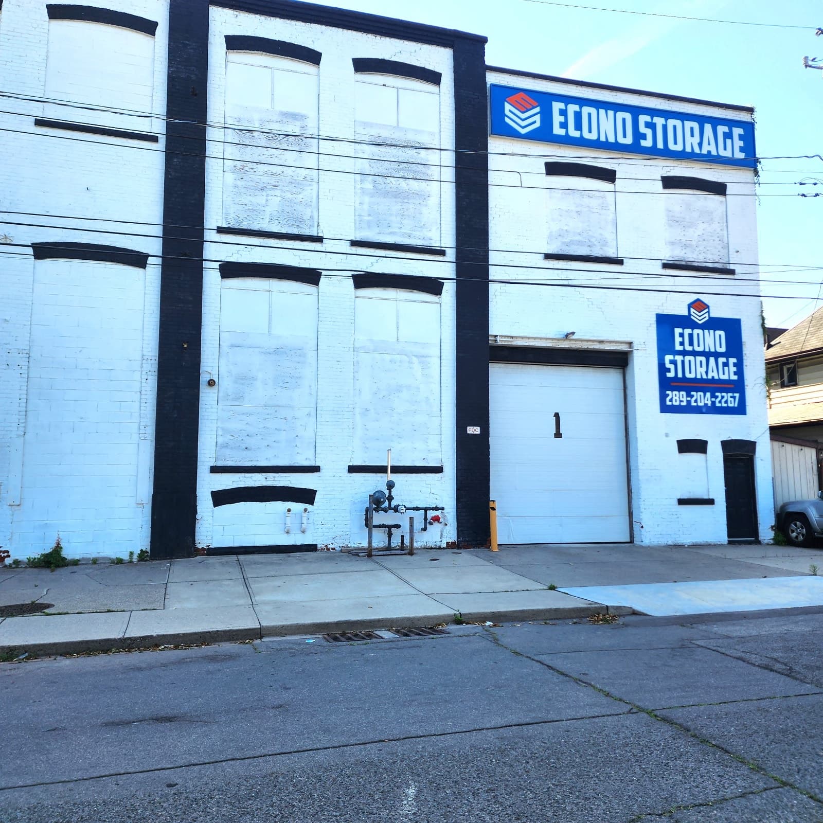 Self storage units in Hamilton North End
