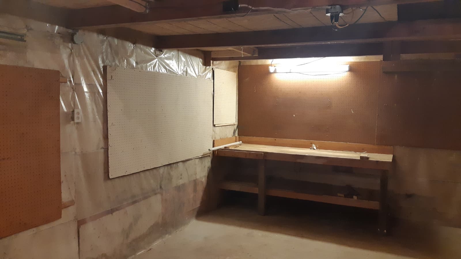 1.5 Car Garage for Storage in London (SOHO)