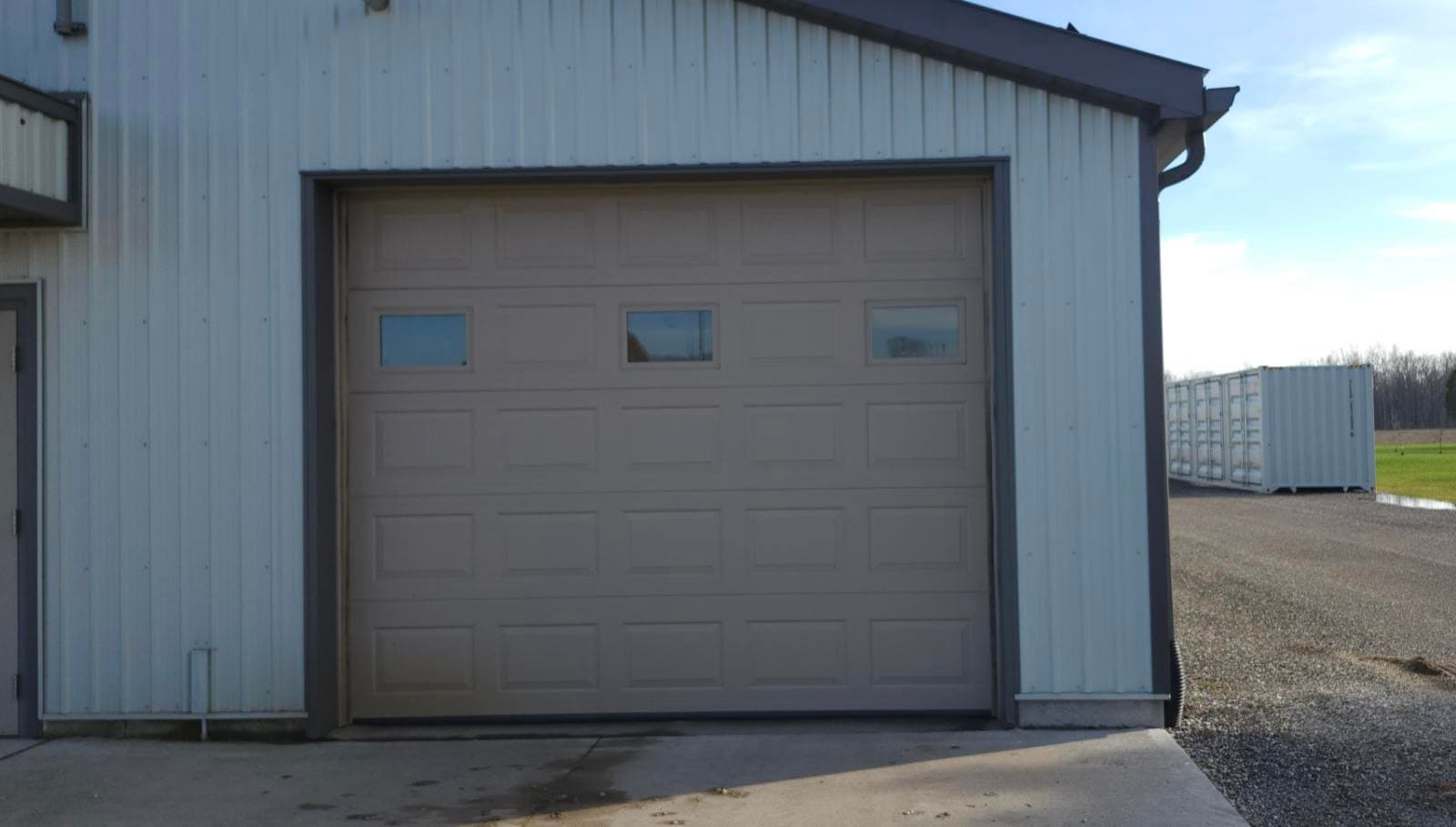 Shop space for workshop and storage near Tillsonburg