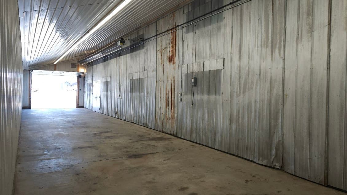 Shop space for workshop and storage near Tillsonburg