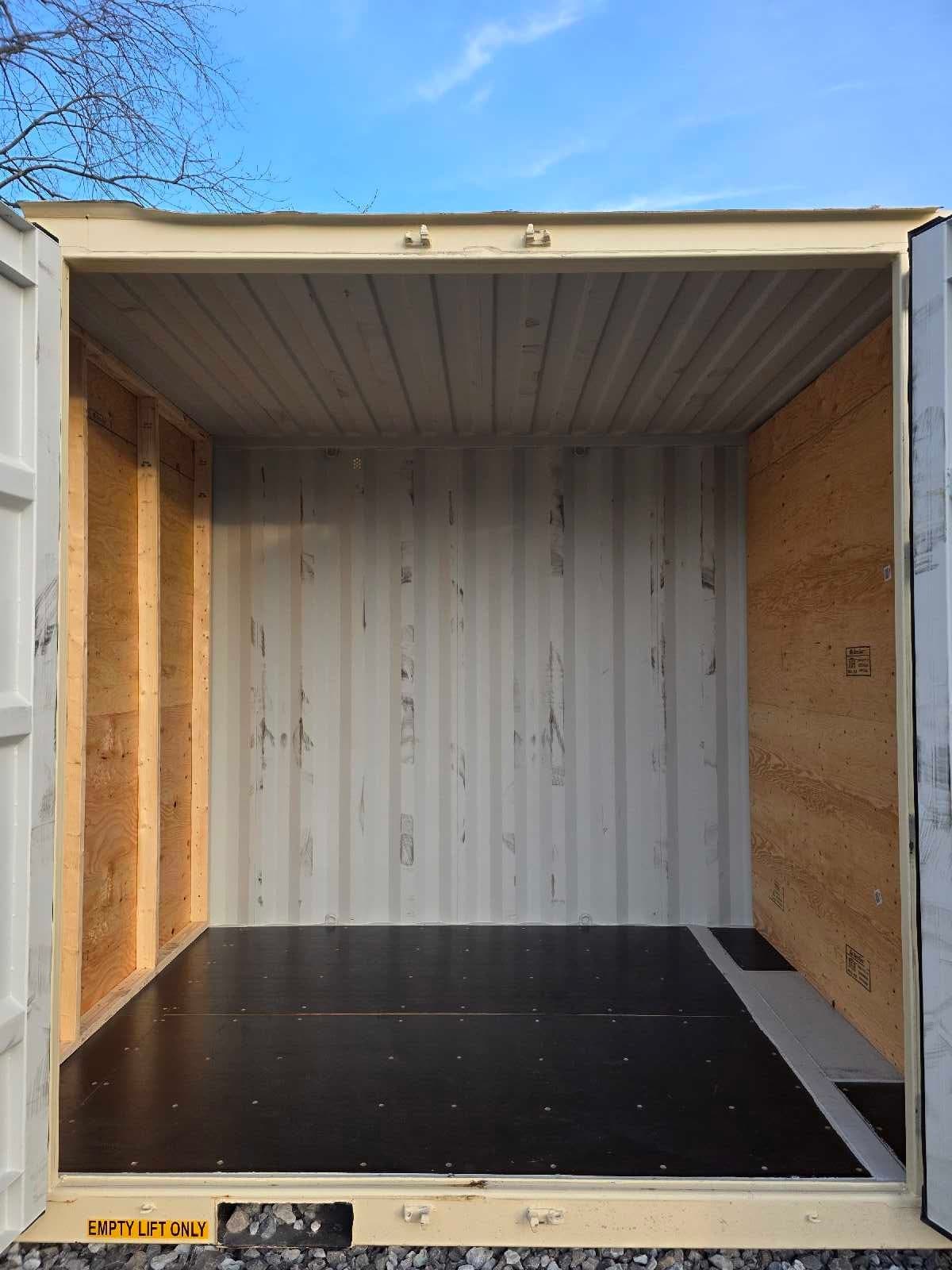 Secure self storage units near Welland highway