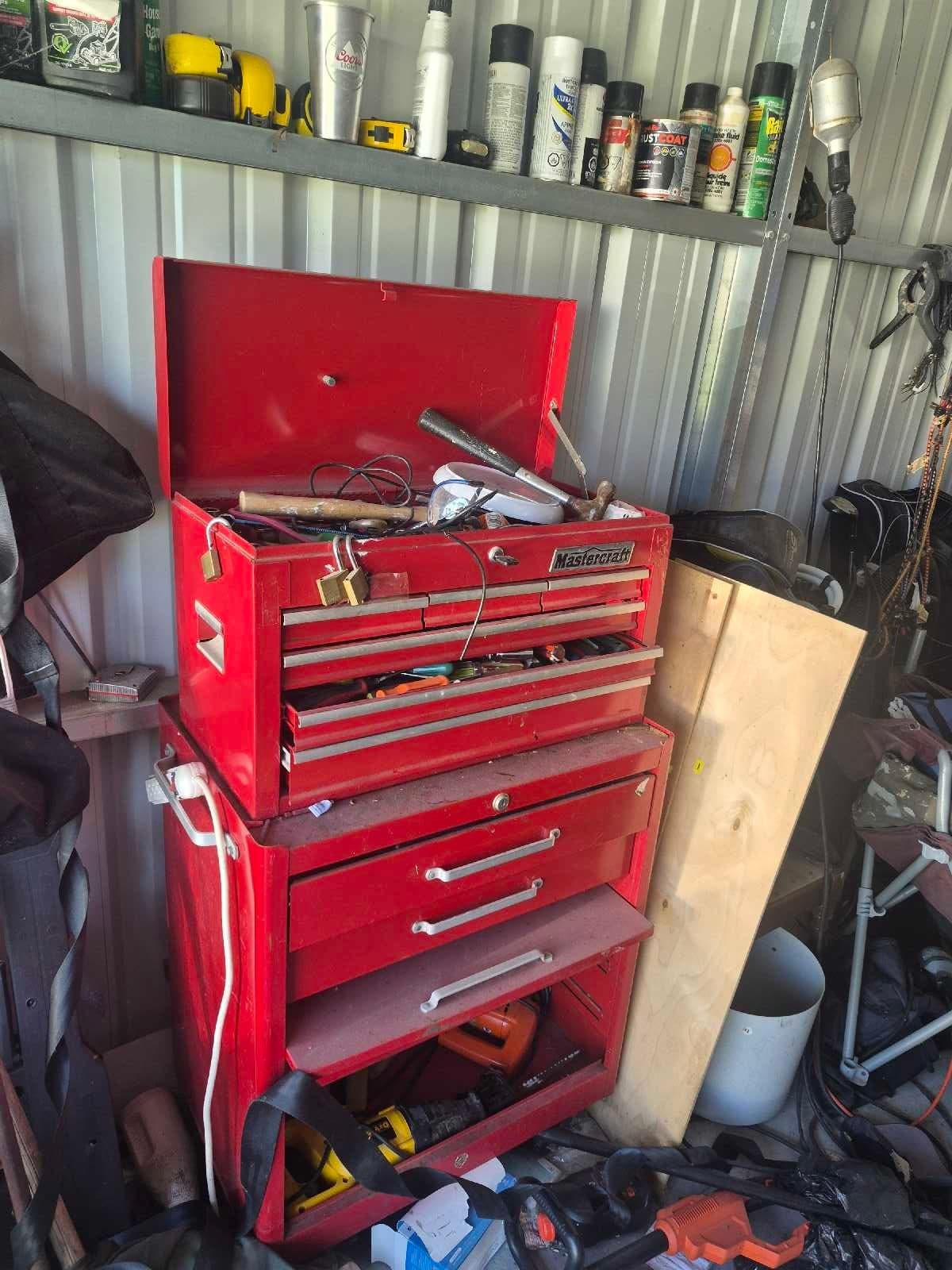 Storage locker for rent