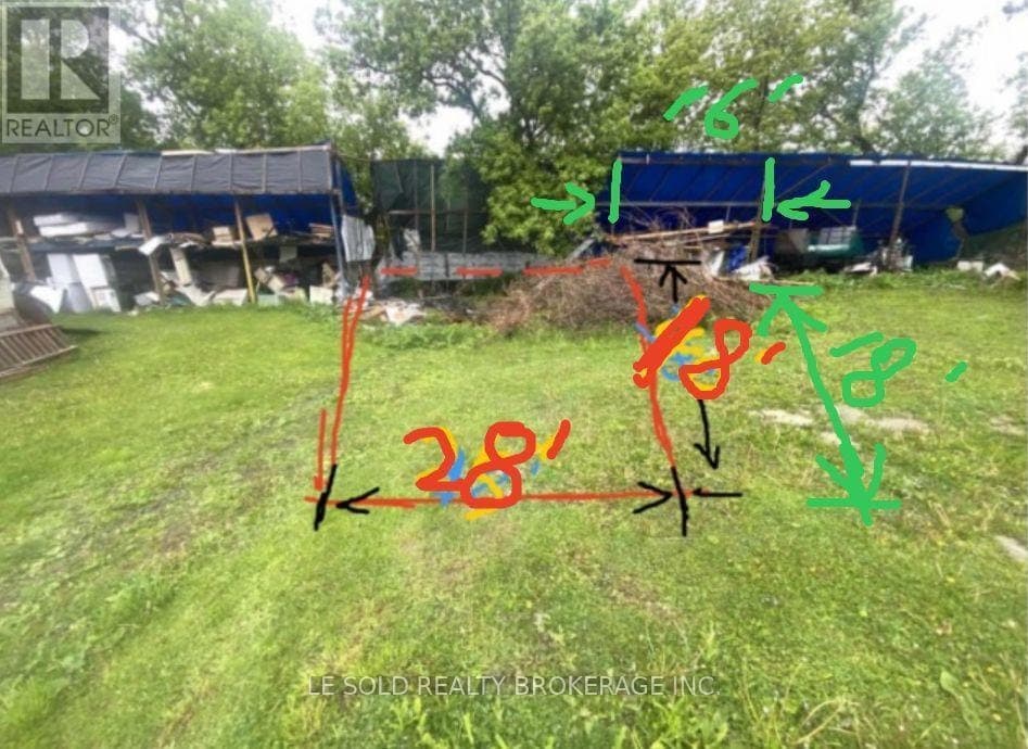 Outdoor parking & storage lot near Hwy 404