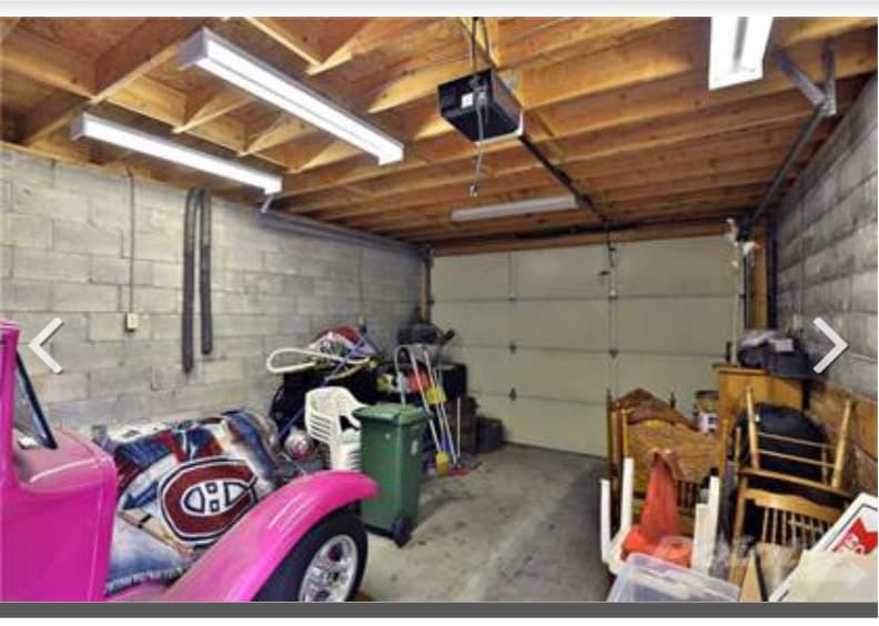 Detached garage for storage near Gage Park