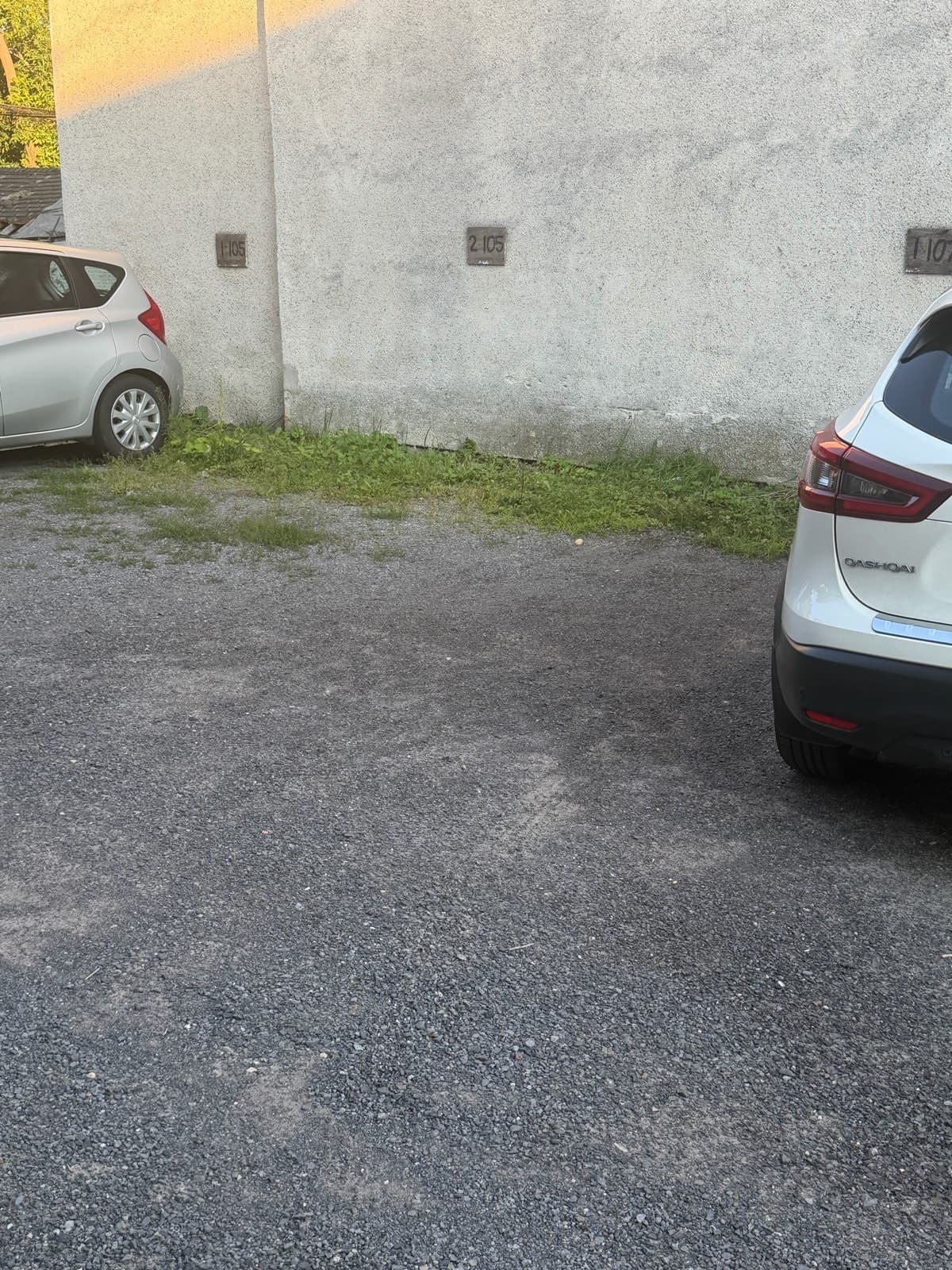 Residential parking spot in Centretown