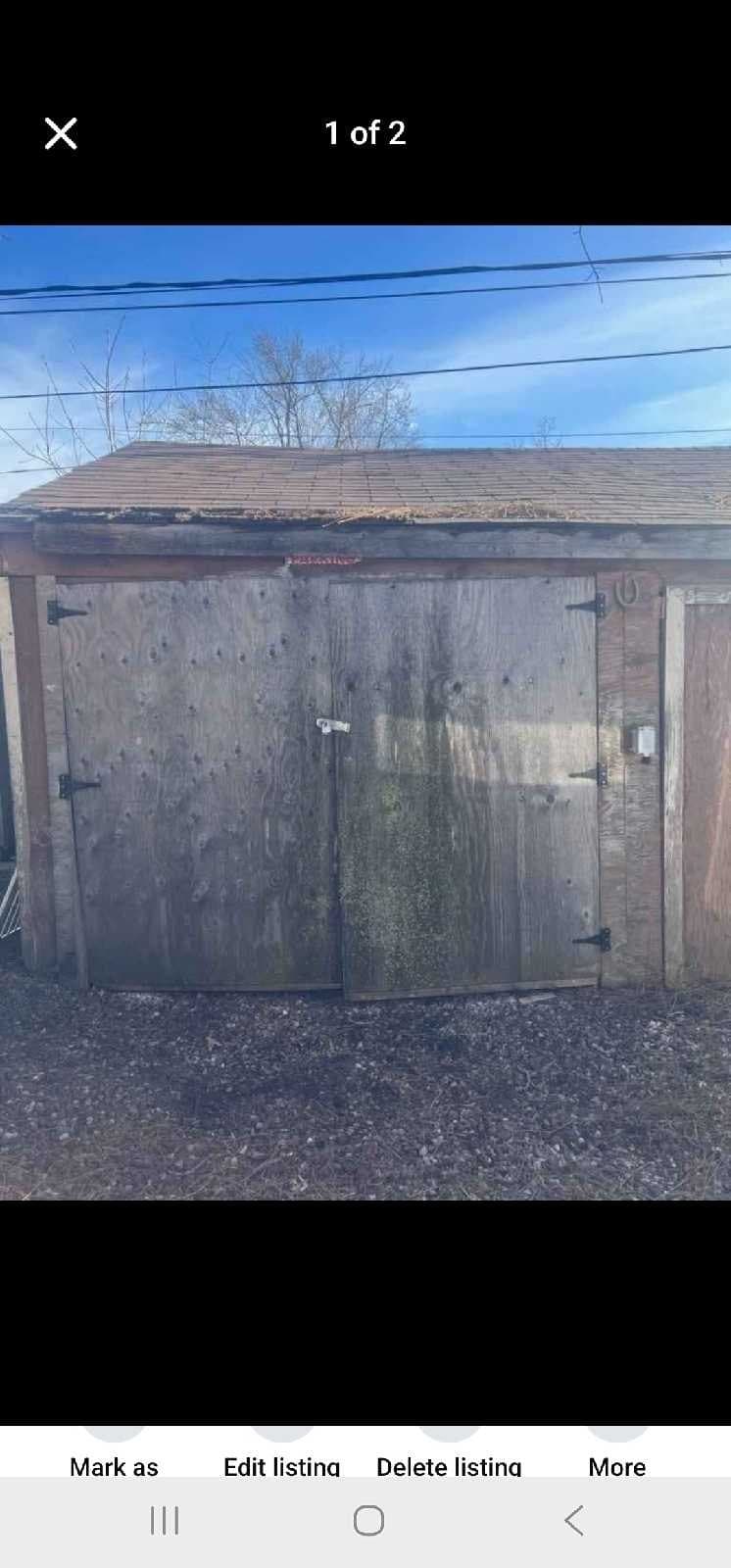Single car garage for rent in Roncesvalles