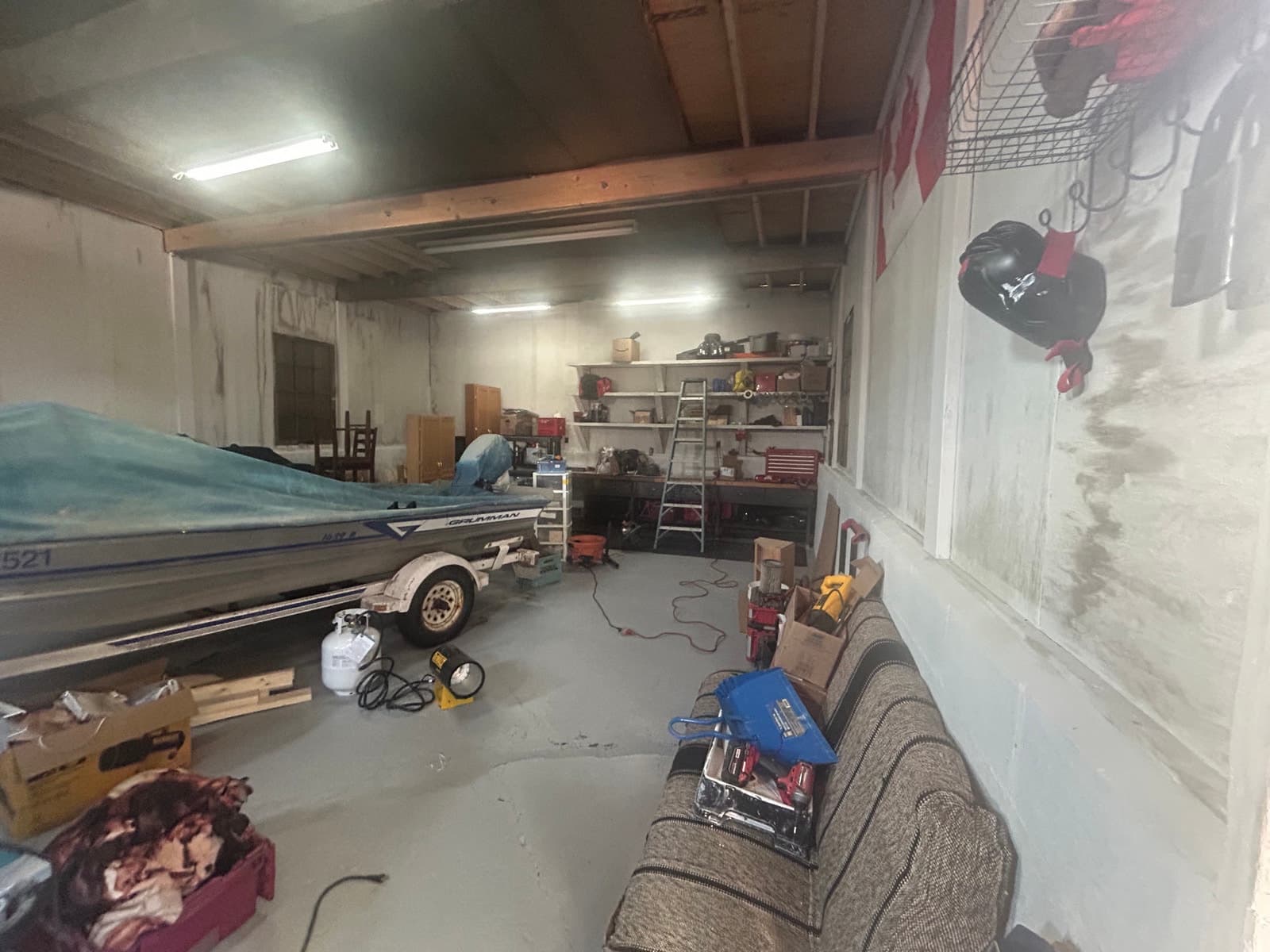 Spacious detached garage for rent near downtown Sudbury