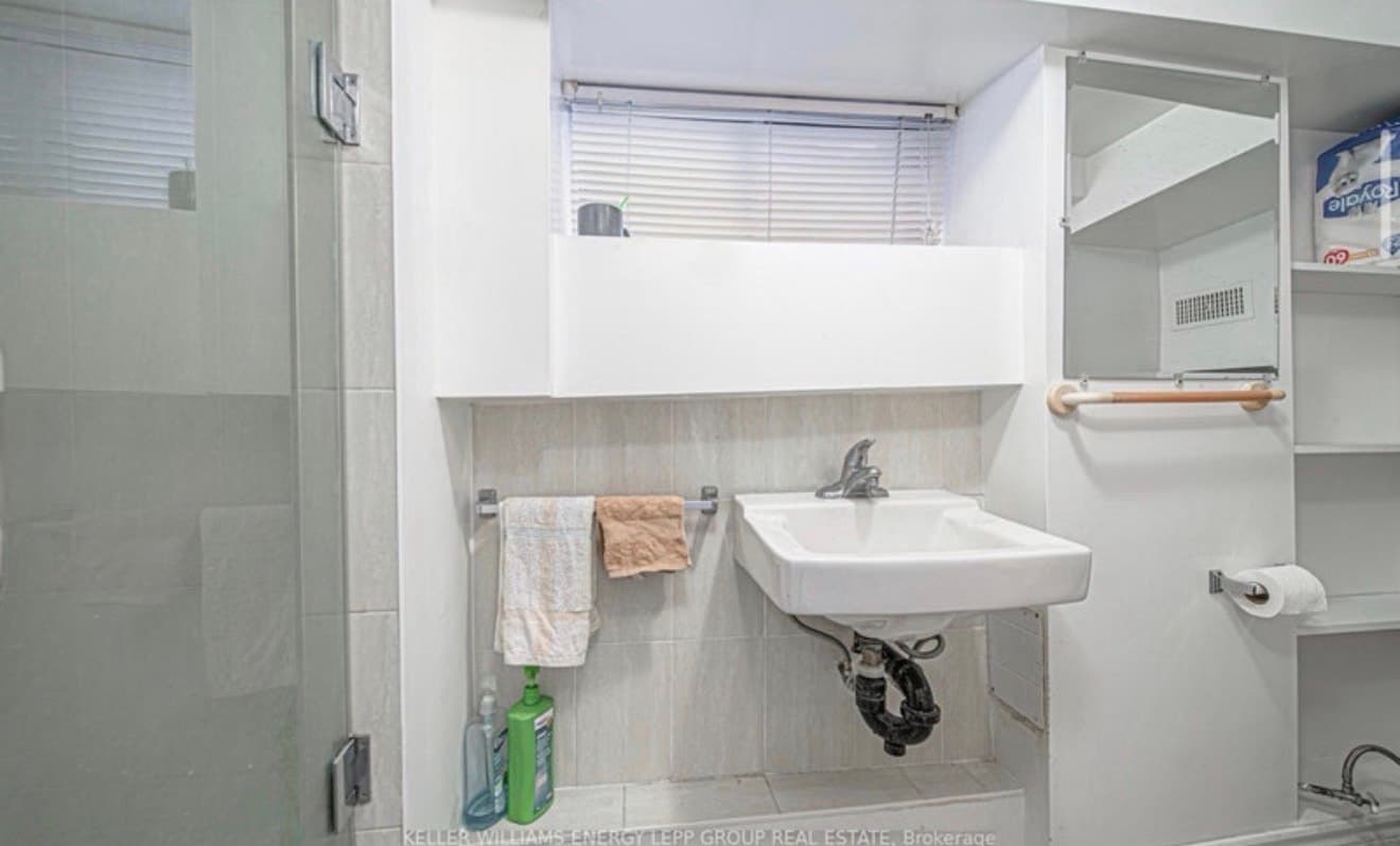 Heated indoor storage space with parking in Oshawa