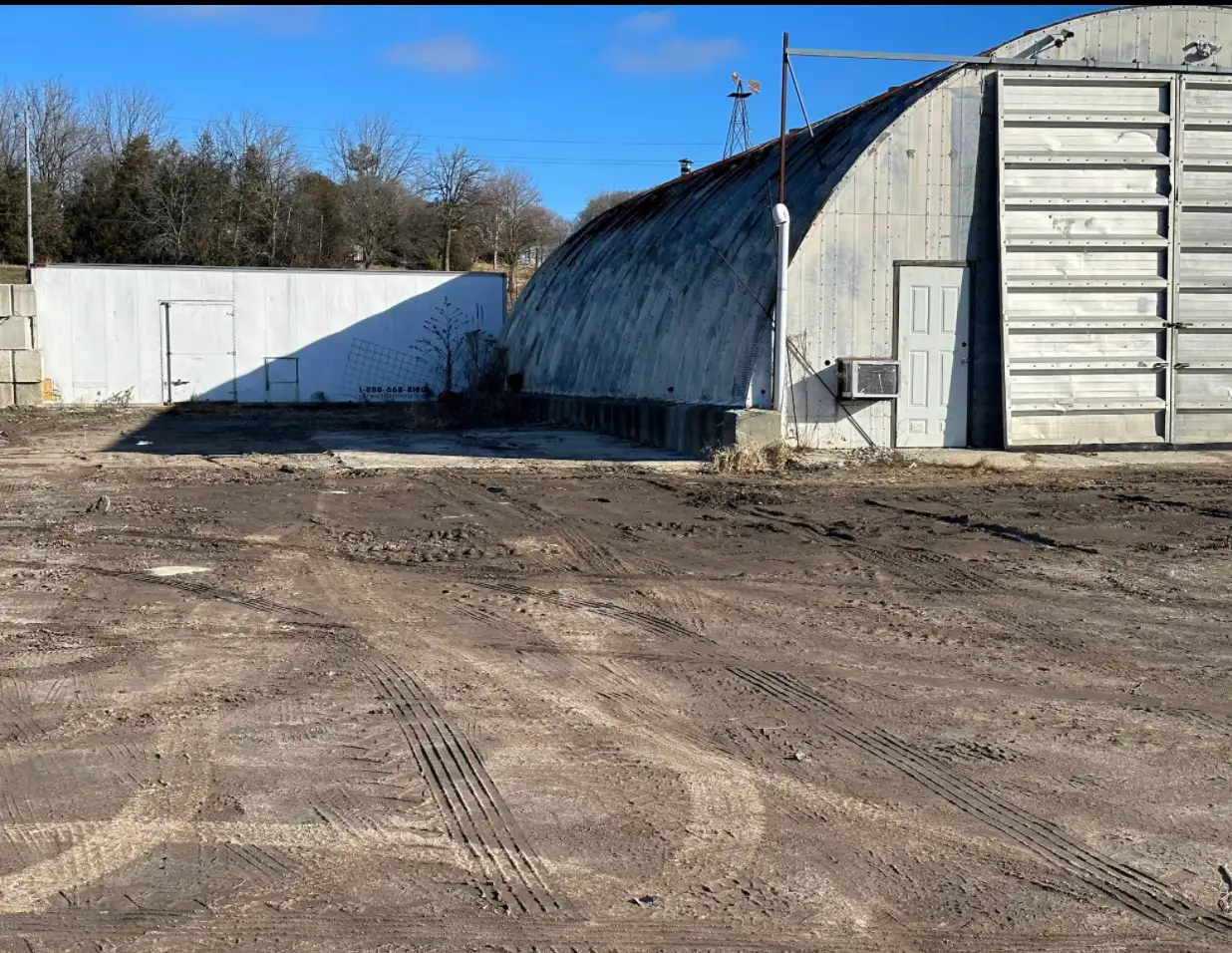 Outdoor yard space alongside the unit